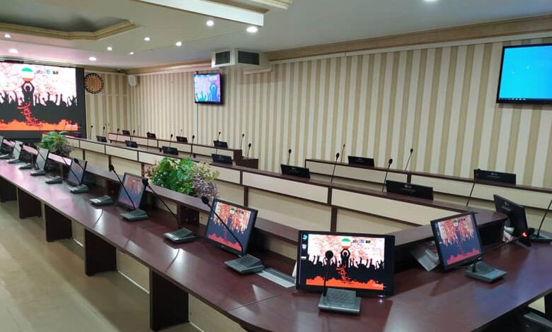 مانیتور اتاق کنفرانس